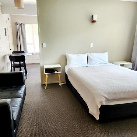Kelly'S Riverside Motel Taumarunui Eksteriør bilde