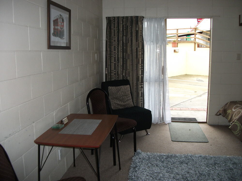Kelly'S Riverside Motel Taumarunui Eksteriør bilde