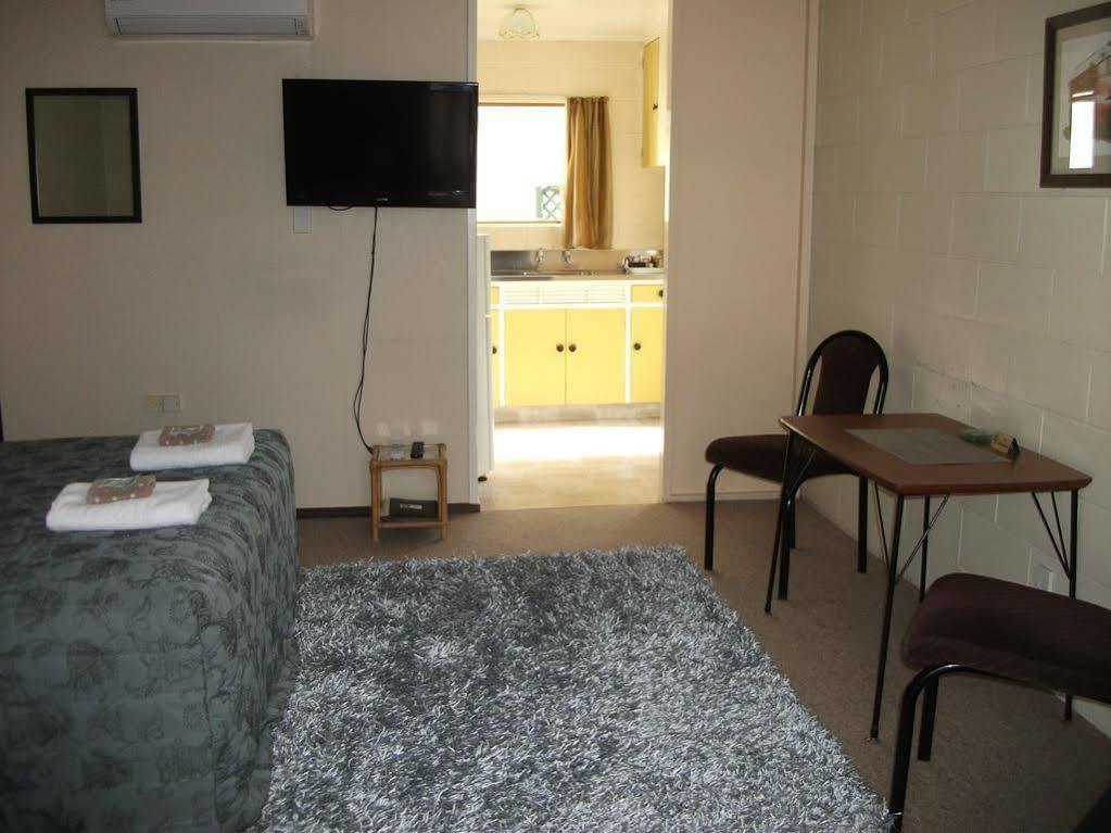 Kelly'S Riverside Motel Taumarunui Eksteriør bilde