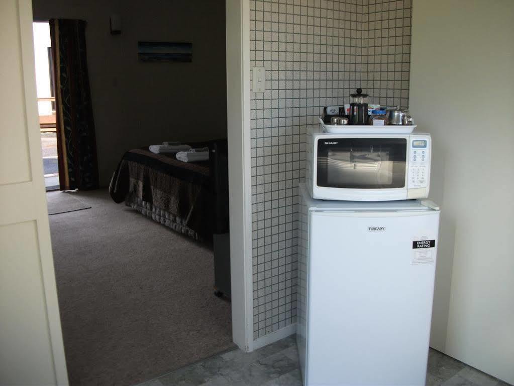 Kelly'S Riverside Motel Taumarunui Eksteriør bilde